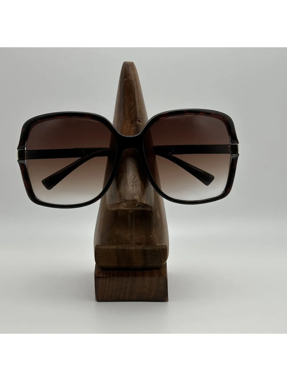 Jessica Simpson Oversized Square Tortoise Brown Sunglasses with Gradient Lenses